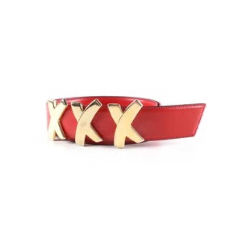 Paloma Picasso belt Good condition triple kiss